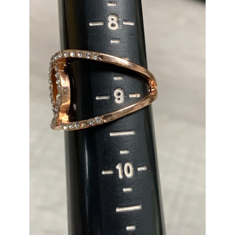 Rose Gold Tone Interlocking Circle Crystal Pavé Double Band Fashion Ring Size 9